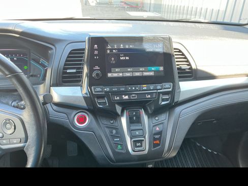 Used 2021 Honda Odyssey EX-L image 17