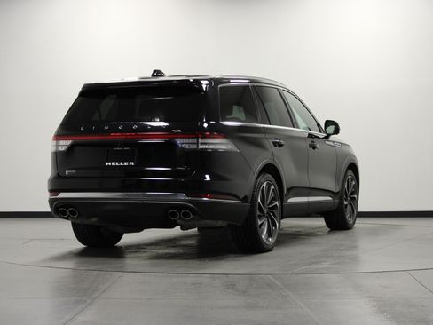 Used 2025 Lincoln Aviator Reserve w/ Equipment Group 201A AWD/4WD image 4