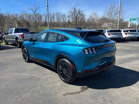 New 2026 Ford Mustang Mach-E Premium w/ Sport Appearance Package AWD/4WD image 9