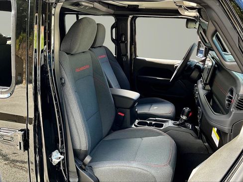 New 2025 Jeep Gladiator Rubicon image 8