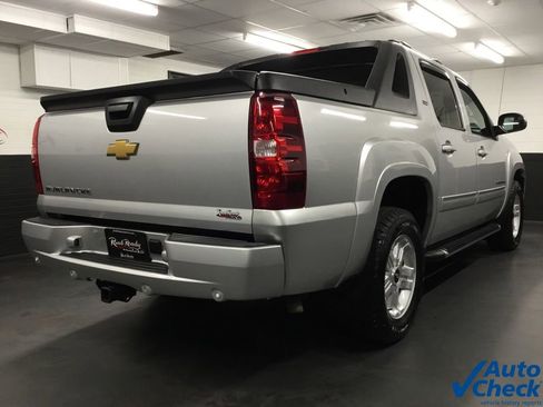 Used 2012 Chevrolet Avalanche LT w/ Suspension Package, Off-Road image 10