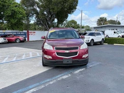 Used 2012 Chevrolet Traverse LT image 9