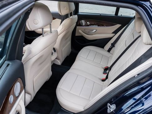 Used 2017 Mercedes-Benz E 400 4MATIC Wagon image 30