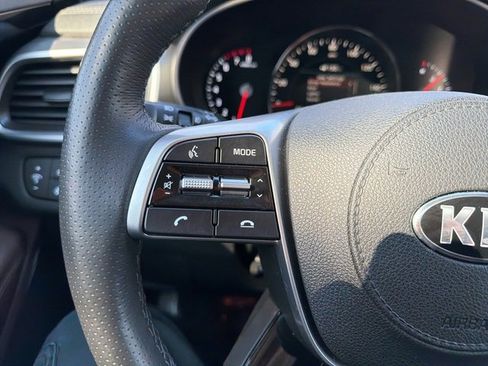 Used 2019 Kia Sorento SX w/ SX Touring Package image 23