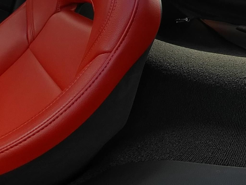 Used 2019 Chevrolet Corvette Z06 RWD image 12