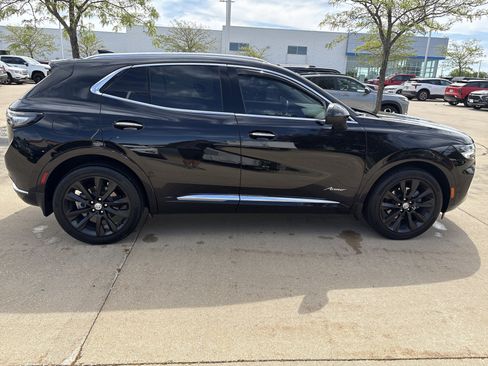 Used 2023 Buick Envision Avenir AWD/4WD image 8