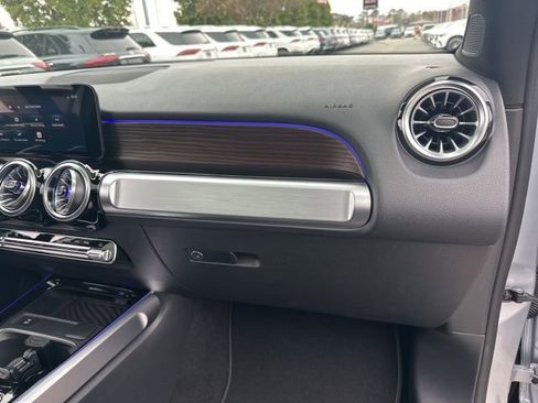 New 2026 Mercedes-Benz GLB 250 image 34