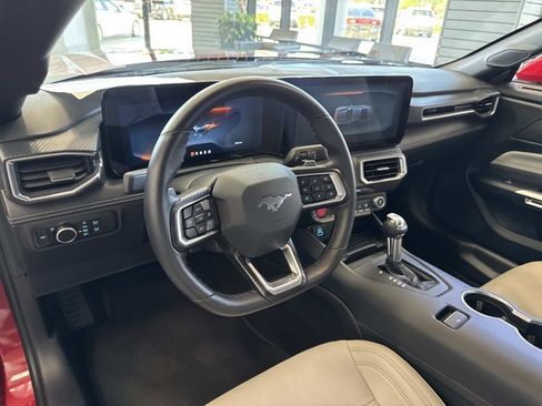 Used 2024 Ford Mustang GT Premium image 16