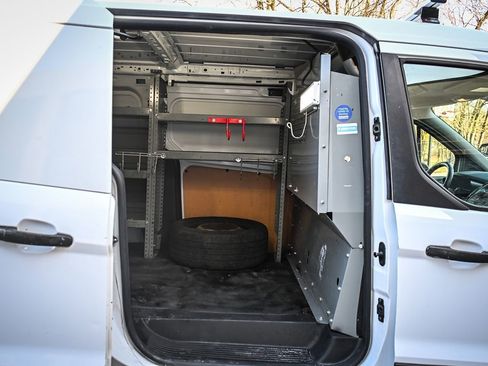Used 2014 Ford Transit Connect XLT image 17