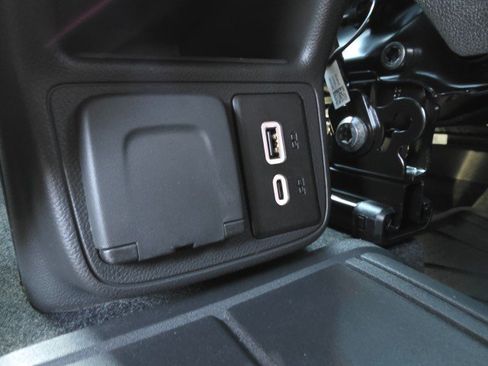 New 2026 Chevrolet TrailBlazer RS w/ Convenience Package AWD/4WD image 23