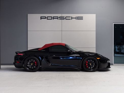 Certified 2021 Porsche 718 Boxster Spyder RWD image 8