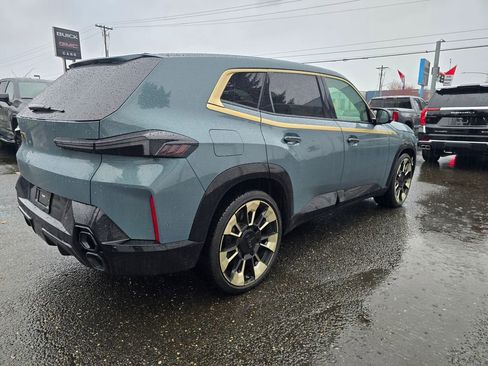 Used 2023 BMW XM image 41