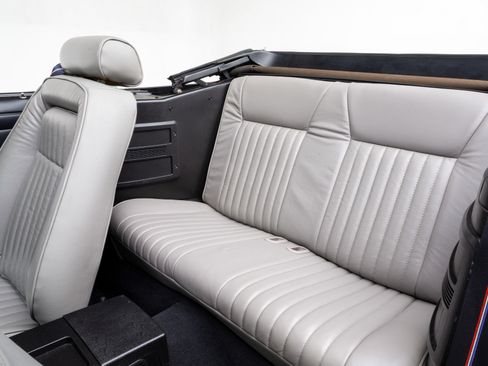 Used 1990 Ford Mustang GT image 38