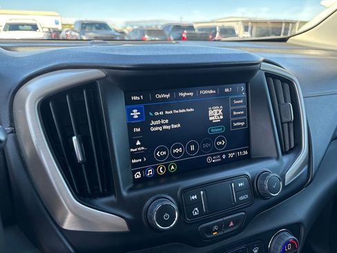 Used 2024 GMC Terrain Denali image 13