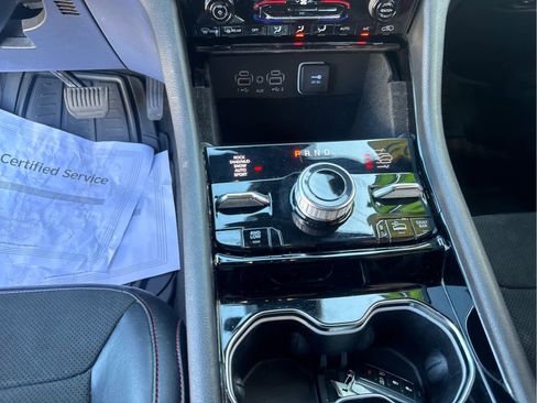 Used 2022 Jeep Grand Cherokee Trailhawk AWD/4WD image 29