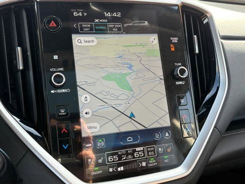 Used 2024 Subaru Ascent Touring image 13