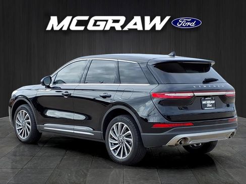 Used 2025 Lincoln Corsair Reserve AWD/4WD image 6