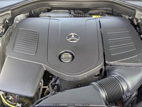 New 2025 Mercedes-Benz GLC 350e 4MATIC image 17