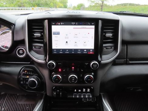 Used 2022 RAM 1500 Big Horn AWD/4WD image 24