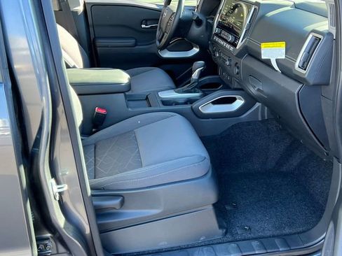 New 2025 Nissan Frontier SV image 24