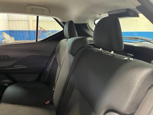 Used 2024 Nissan Kicks S FWD image 18