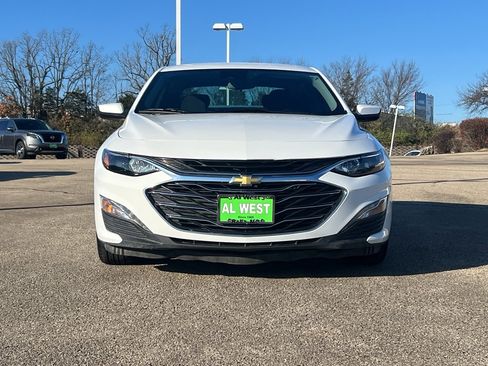 Used 2023 Chevrolet Malibu LT image 3