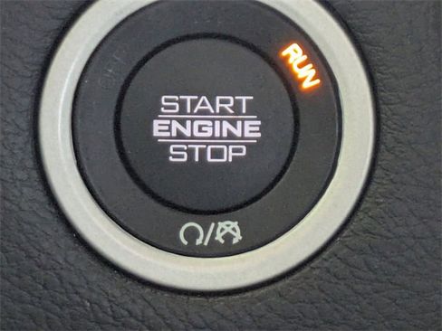 Used 2020 RAM 1500 Laramie image 33