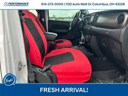 Used 2020 Jeep Gladiator Sport w/ Quick Order Package 24S AWD/4WD image 17