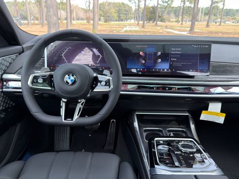 New 2026 BMW 760i xDrive w/ Executive Package AWD/4WD image 3