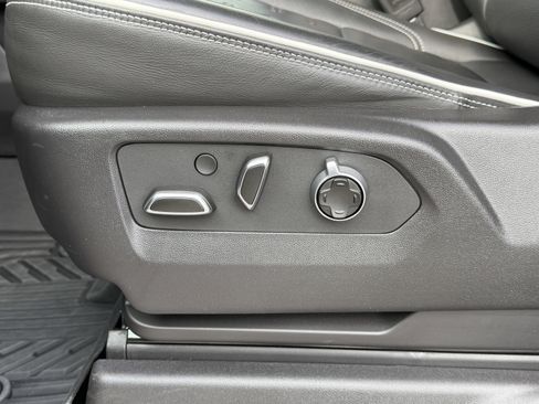 Used 2024 GMC Sierra 1500 AT4X w/ AT4X AEV Edition image 12