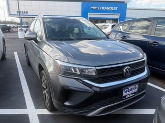 Used 2022 Volkswagen Taos SE video 1