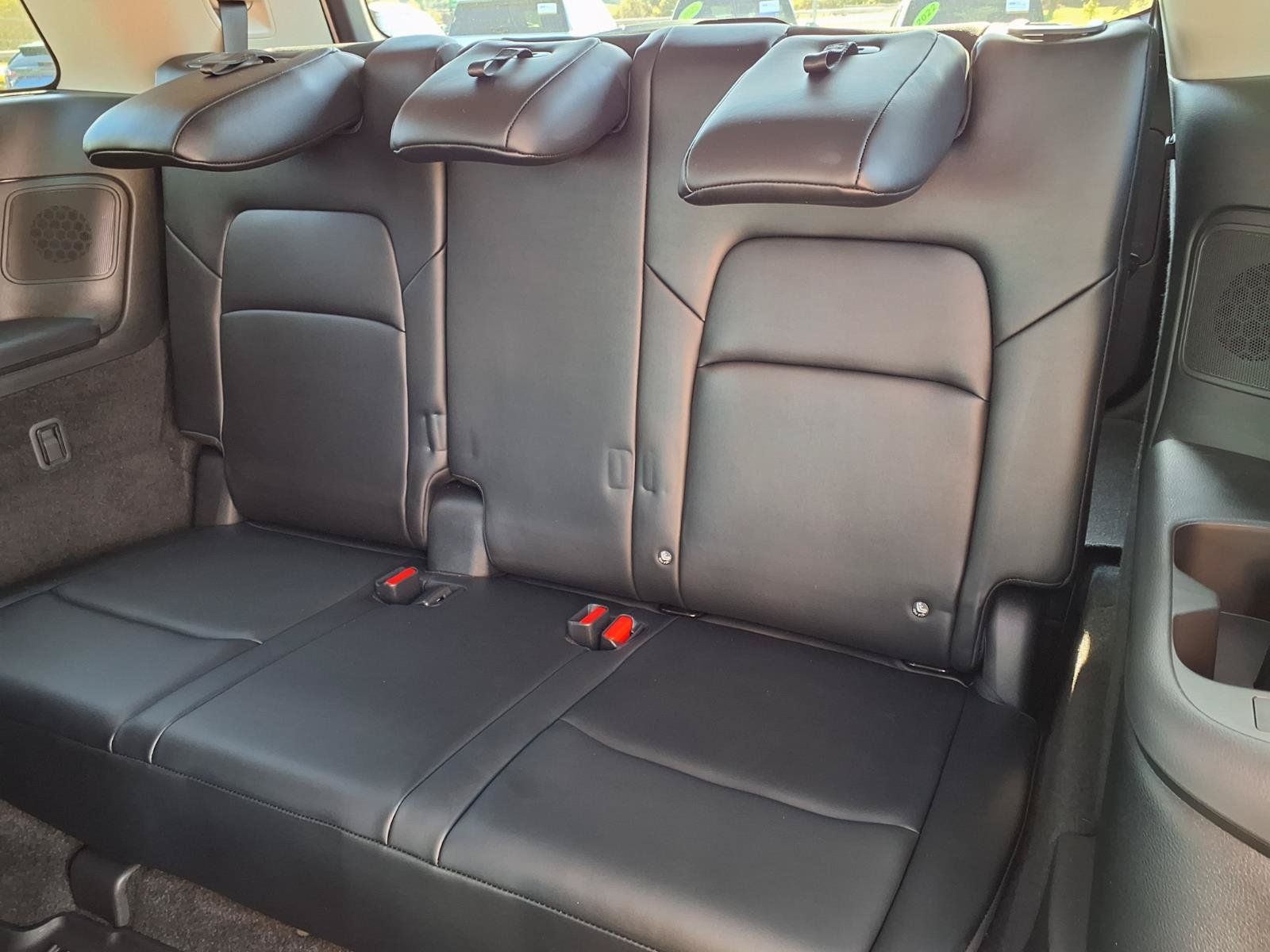 Used 2026 Nissan Pathfinder SL w/ SL Premium Package AWD/4WD image 15