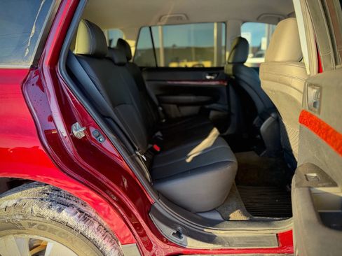 Used 2012 Subaru Outback 2.5i Limited image 15