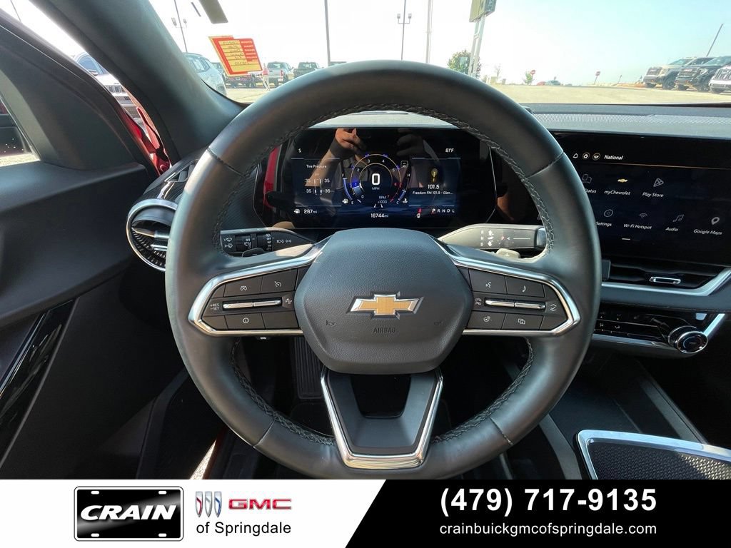 Used 2026 Chevrolet Equinox LT FWD image 14