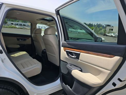 Used 2017 Honda CR-V EX image 25