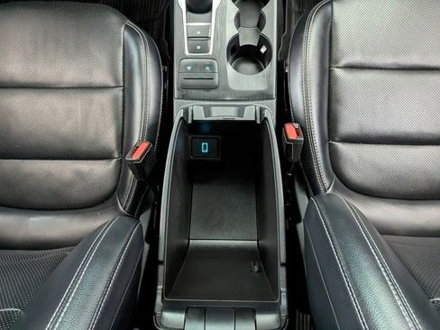 Certified 2020 Ford Escape SEL image 34