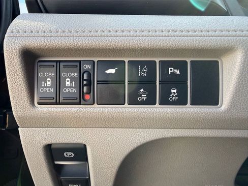 Used 2019 Honda Odyssey Touring image 15