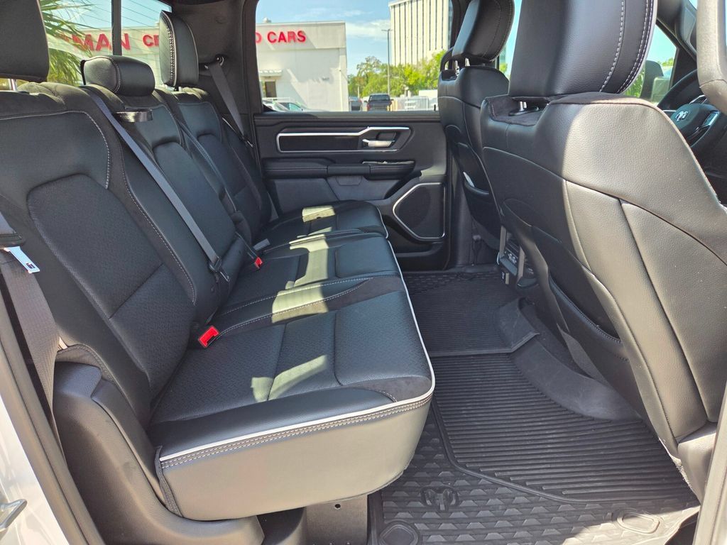 Used 2026 RAM 1500 Laramie w/ Sport Appearance Package AWD/4WD image 15
