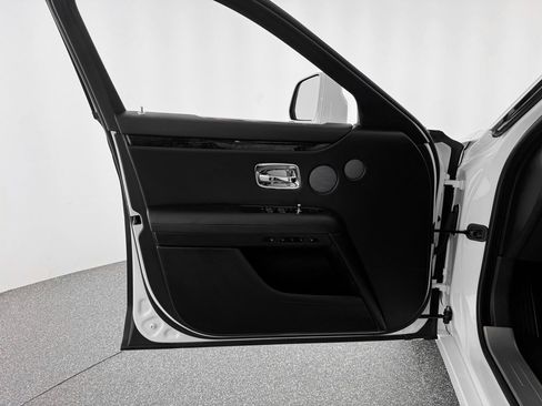 Certified 2022 Rolls-Royce Ghost Base image 13