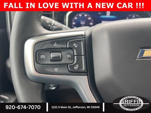 Used 2025 Chevrolet Silverado 2500 LT w/ Safety Package image 25