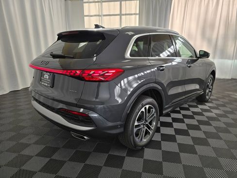 New 2025 Audi Q5 Premium image 6