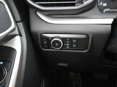 Used 2023 Ford Explorer XLT w/ Equipment Group 202A image 18