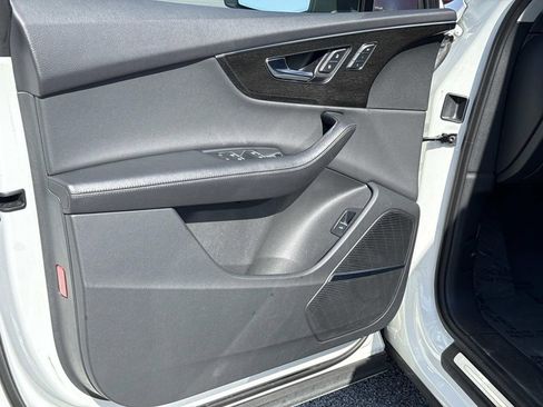 Used 2023 Audi Q7 3.0T Premium Plus image 18