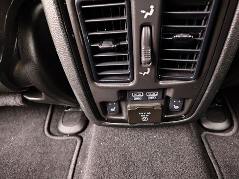 Certified 2024 Dodge Durango GT image 24