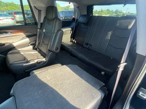 Used 2016 Cadillac Escalade Premium AWD/4WD image 26