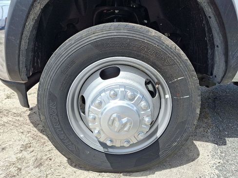 New 2024 RAM 5500 Tradesman w/ Chrome Appearance Group image 6