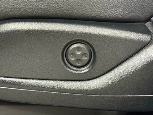 Used 2016 Mercedes-Benz GL 450 4MATIC image 21