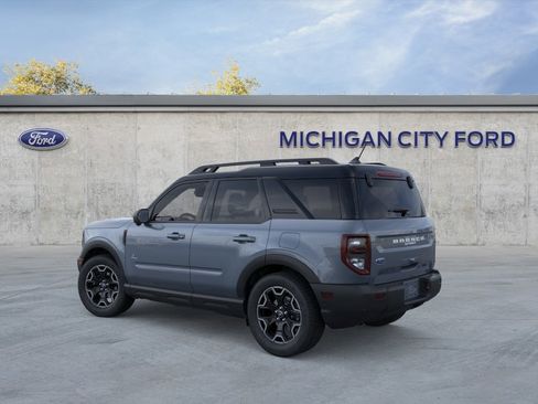 New 2025 Ford Bronco Sport Outer Banks w/ Outer Banks Tech Package+ AWD/4WD image 4
