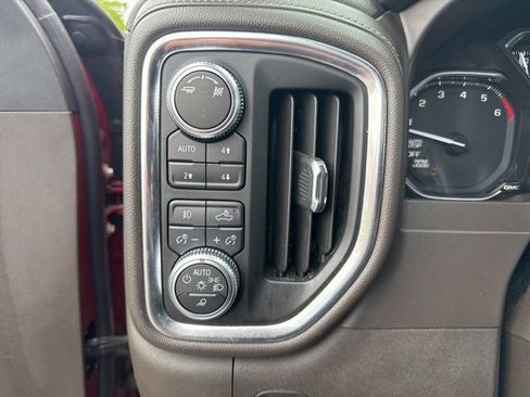 Used 2019 GMC Sierra 1500 SLT w/ SLT Premium Plus Package AWD/4WD image 18