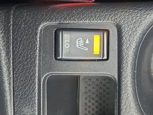 Used 2019 Nissan Rogue S w/ Special Edition Package image 18